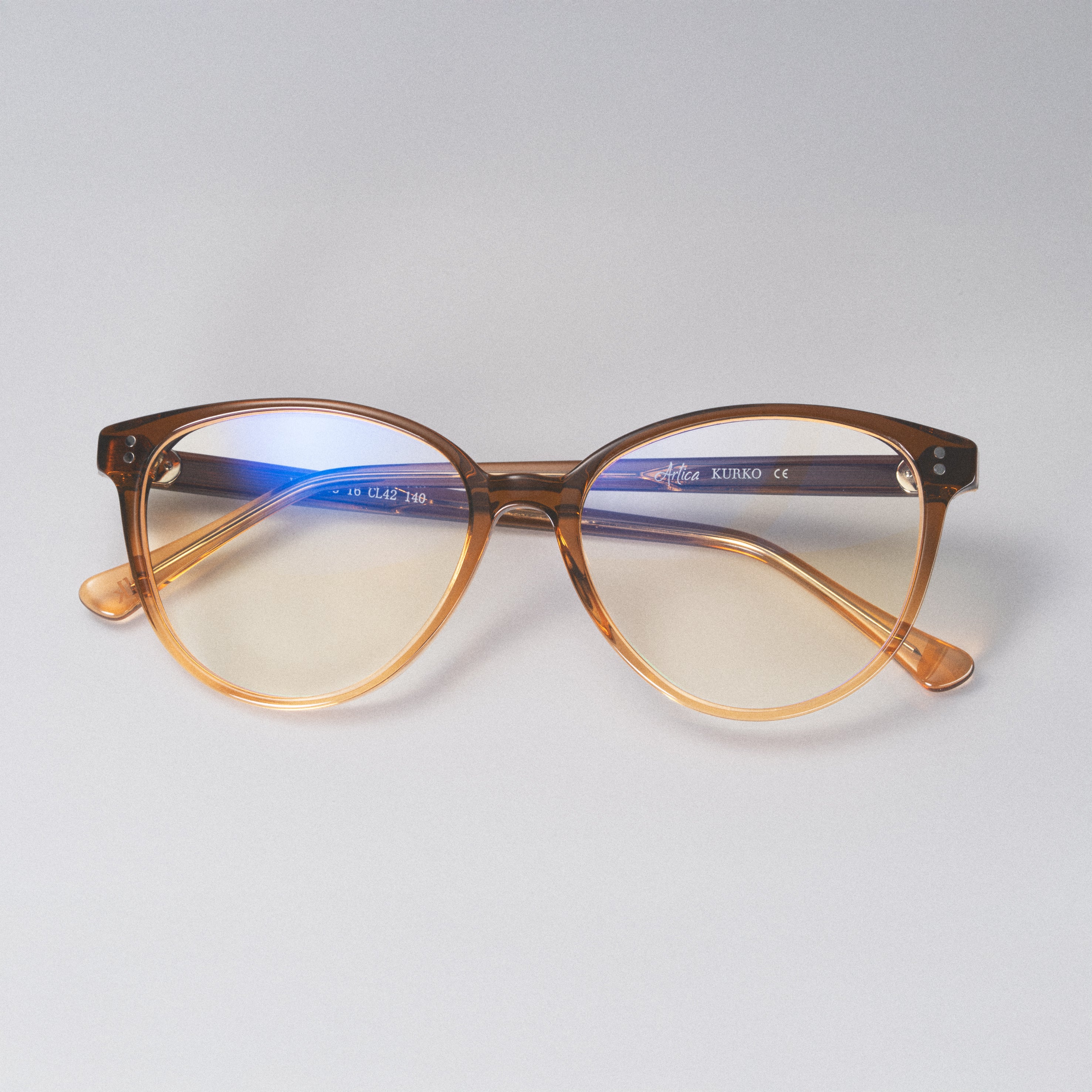 Artica V203 / Marrón translúcido / Blue control